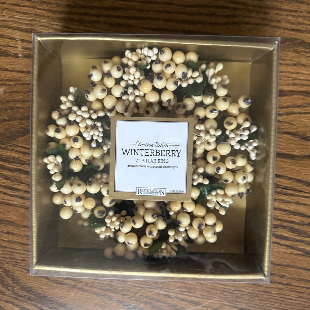 Restoration Hardware Winterberry Pillar Ring OS White Festive Holiday Decor